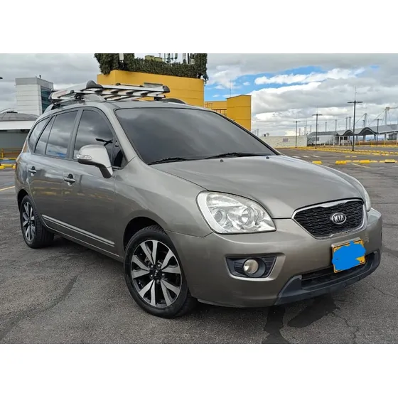 Kia Carens 2.0 Rondo Ex
