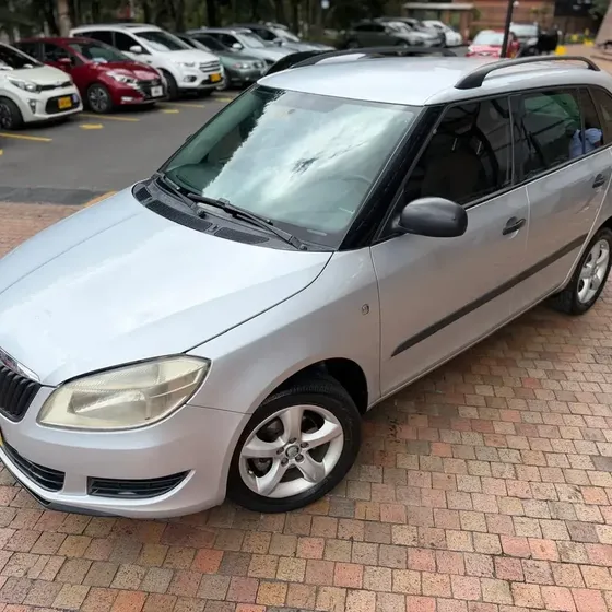 Skoda Fabia 2011 1.6 Combi Classic Ii