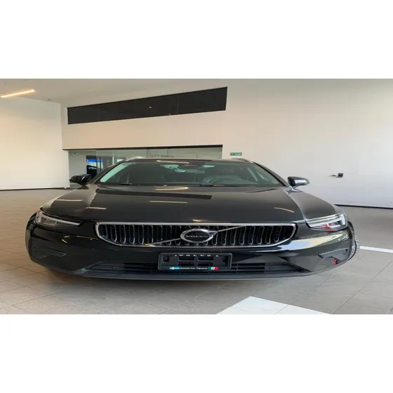 Volvo Xc40 5p Plus B4 L4/2.0/t Aut Mhev