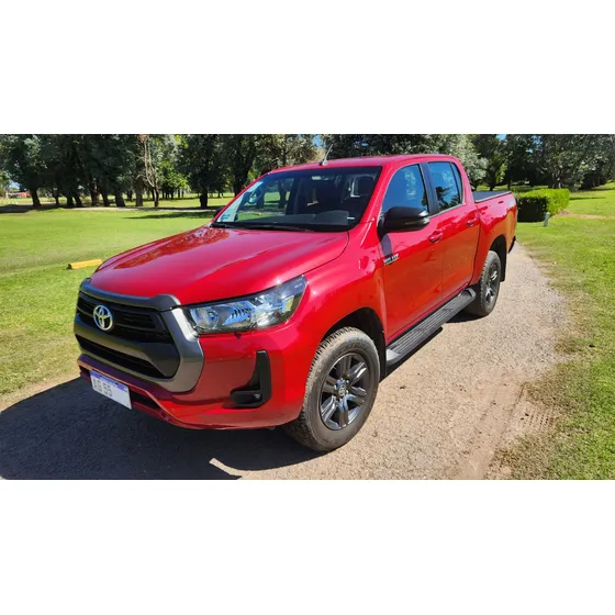Toyota Hilux Pick-up 2.8 Cd Sr 204cv 4x4 At
