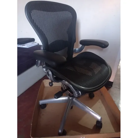 Silla Herman Miller Modelo Aeron T/a