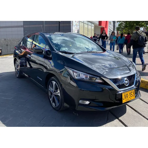 Nissan Leaf Leaf