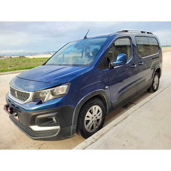 Peugeot Rifter 1.6 Hdi Allure Sb 7as