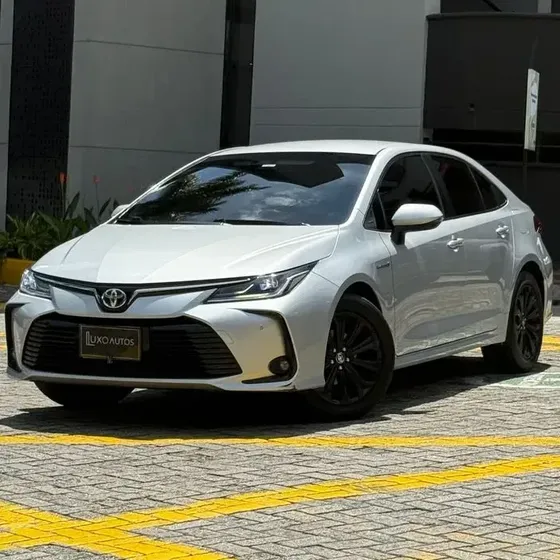 Toyota Corolla 2023 Xe-i Hybrid Tp 1800cc 7ab Abs