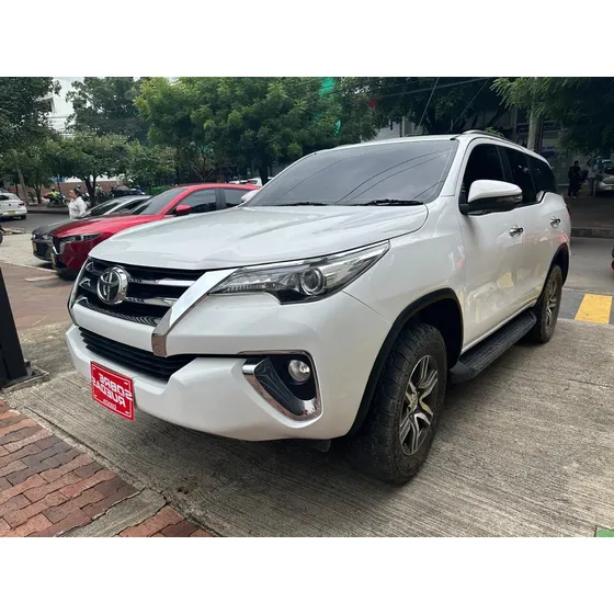 Toyota Fortuner 2.7 A Gasolina Srv