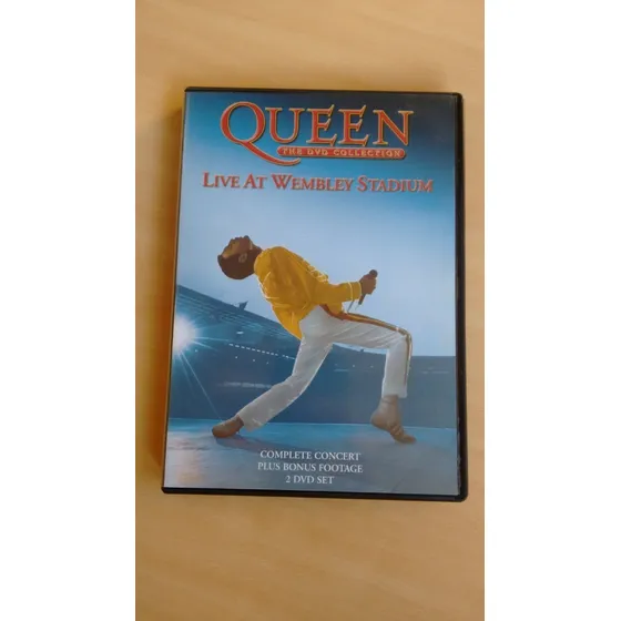 Dvd Queen Live At Wembley Stadium Mb081