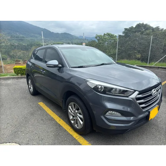 Hyundai Tucson 2.0 Advance 4x2