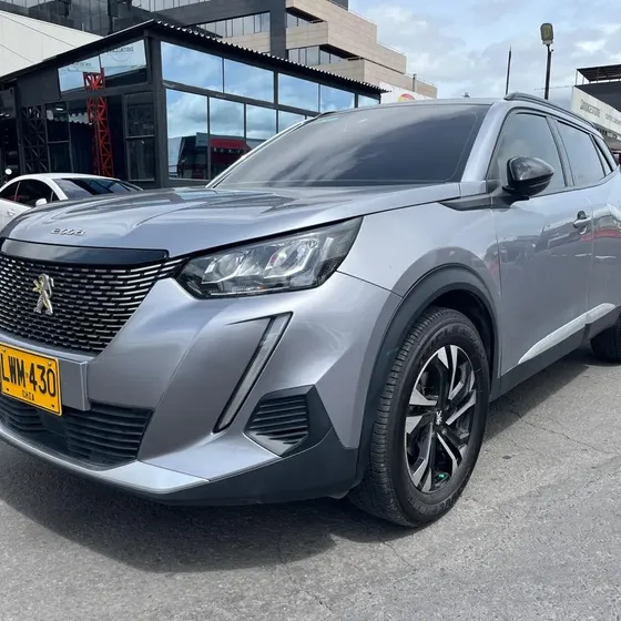 Peugeot 2008 2023 Allure 1.2cc At Aa 4x2