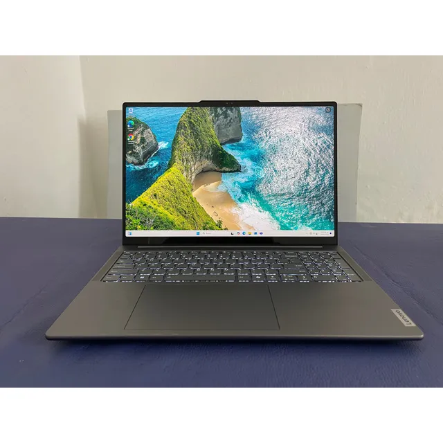 Laptop Lenovo Yoga Pro 9i Ultra 9 185h 32gb Ram 1tb Ssd Gris