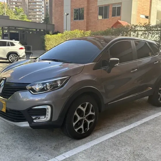 Renault Captur 2020 2.0 Intens Automática