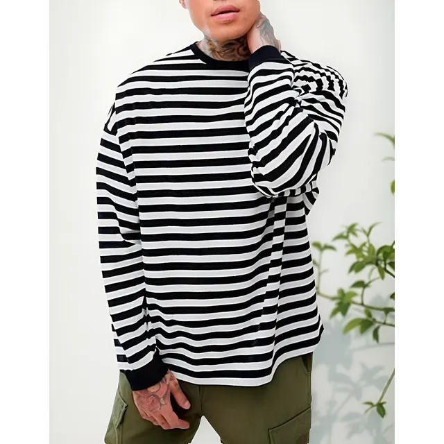 Buzo A Rayas Blanco Y Negro / Buzo Oversize