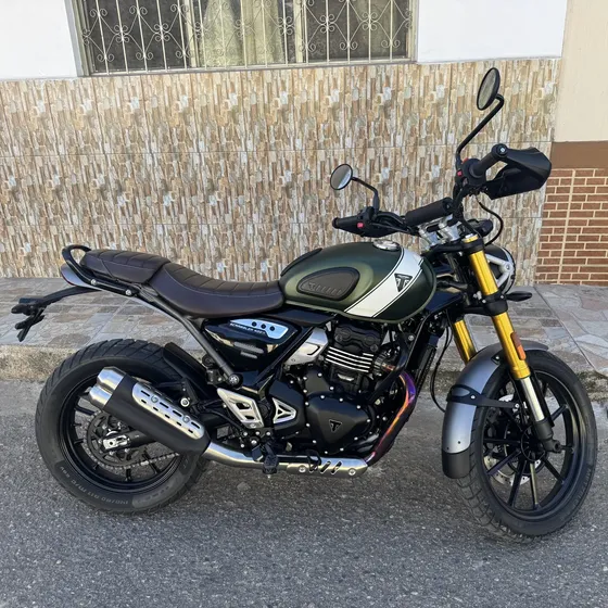 Se Vende O Permuta Triumph 400x