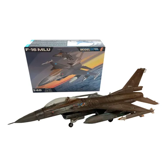 Maqueta Para Armar F-16 Mlu Argentino A Escala 1/48.