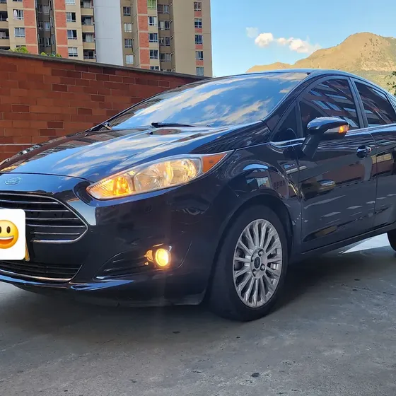 Ford Fiesta 2014 1.6 Hatchback Titanium