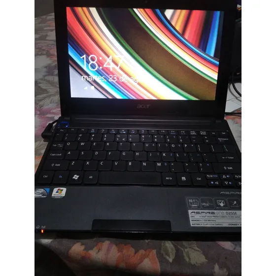 Minilaptop Acer Aspire One D255e Con Accesorios Negociable