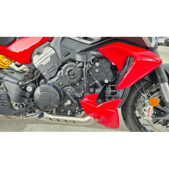 Ducati Diavel V4 2024 1200cc
