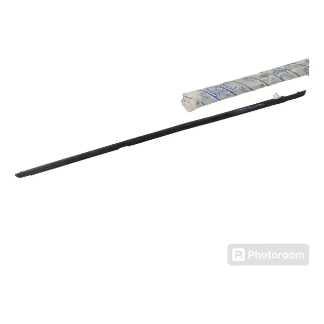 Cepillo Puerta Hyundai Accent 83210-22000 Tras Izquier Usado