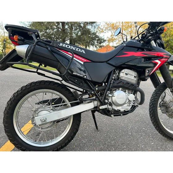 Honda Tornado Unico Dueño. Como Nueva. Excelente. Titular