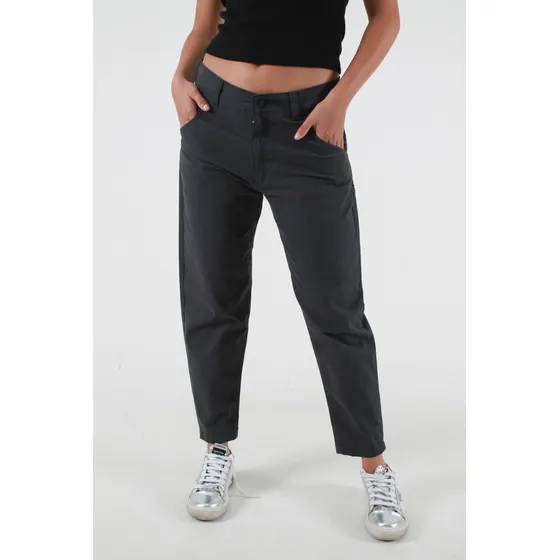 Pantalón Baggy Gabardina Elastizada Byh