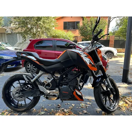Ktm Duke 200  2015