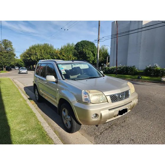 Nissan X-trail 2.5 4x4