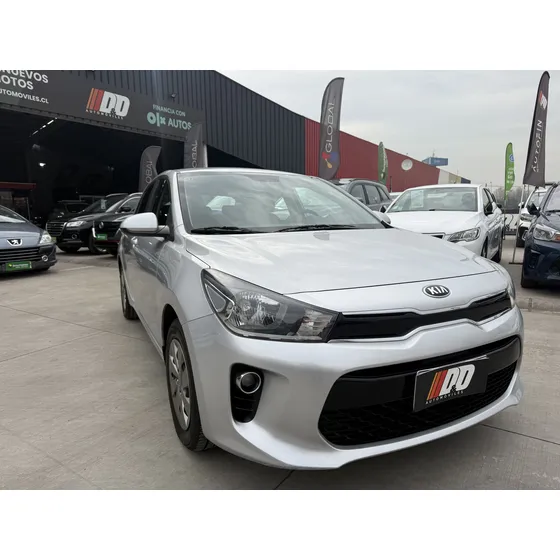 Kia Rio 5 Ex Versión Sin Aire Acondicionado
