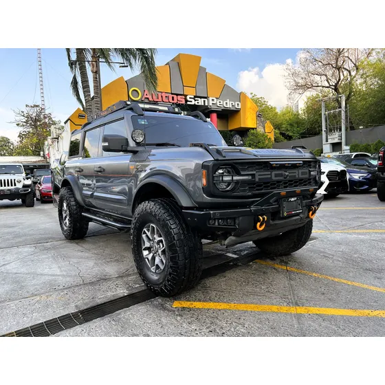 Ford Bronco 2.7 Badlands 5p At