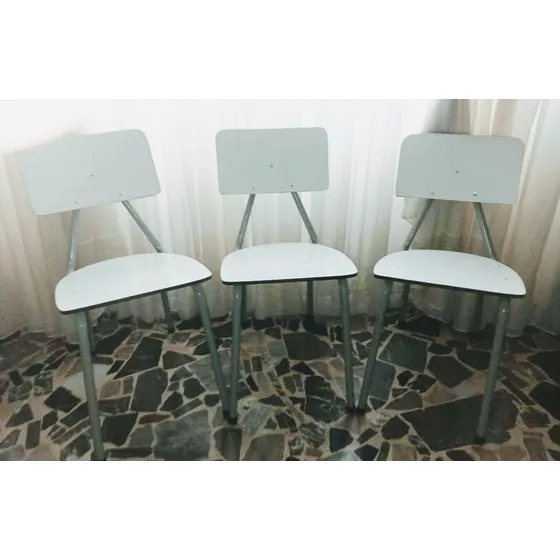 Sillas Nuevas En Fórmica Blanca Brillante Para La Cocina 