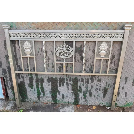 Cama Respaldo De Bronce. 2 Plazas. 1,40 Mts. Ancho. Larralde