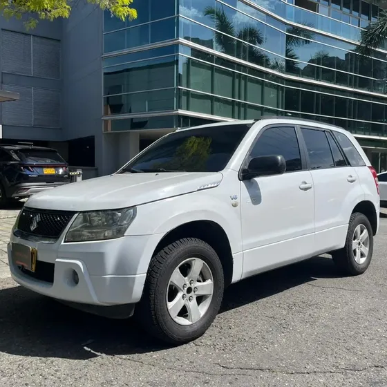 Suzuki Grand Vitara 2008 2.7 Sz