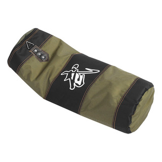 . Boxing Hook Kick Sandbag Fight Karate Punch Vacío . Boxing Hook Kick Sandbag Fight Karate Punch Vacío