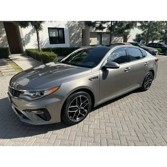 Kia Optima 2.0 L Turbo Gdi Sxl At