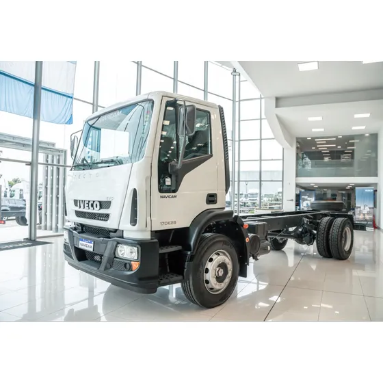 Iveco Tector 170e28 Chasis 0km Diésel Motor Fpt 280cv