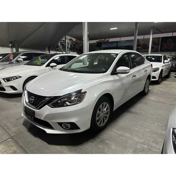 Nissan Sentra 1.8 Advance Cvt