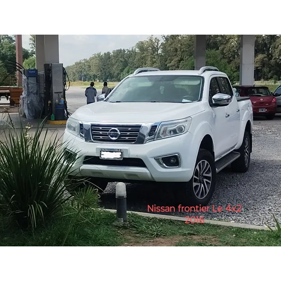 Nissan Np300 2.3 Frontier Le Cd 4x2 Mt