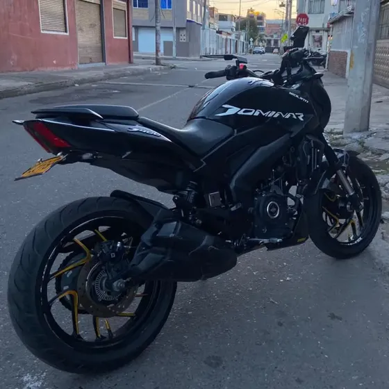 Dominar 400 2022