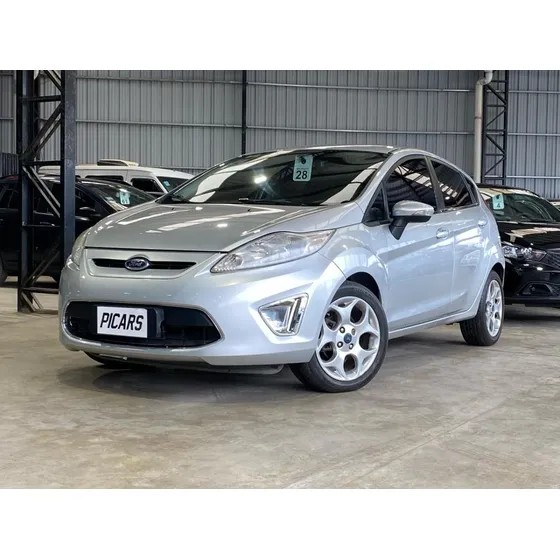 Ford Fiesta Kinetic 1.6 Design 120cv Titanium