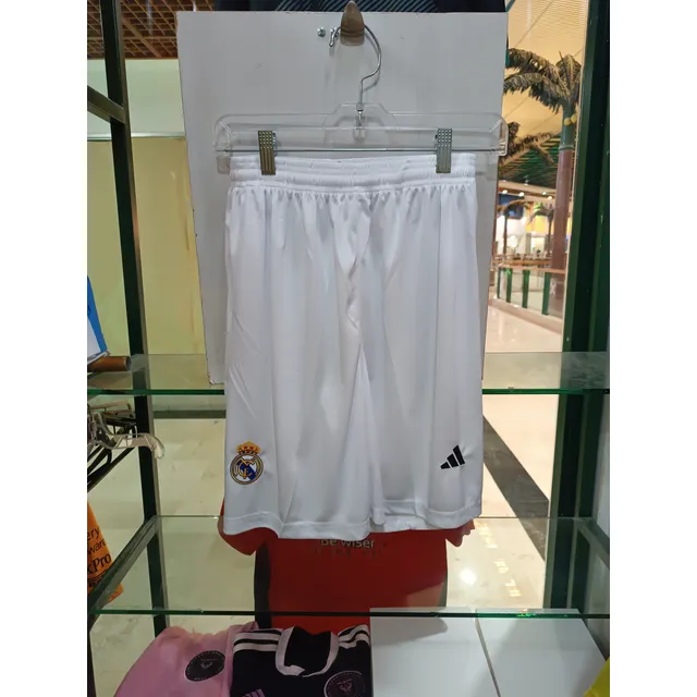 Short Real Madrid Local