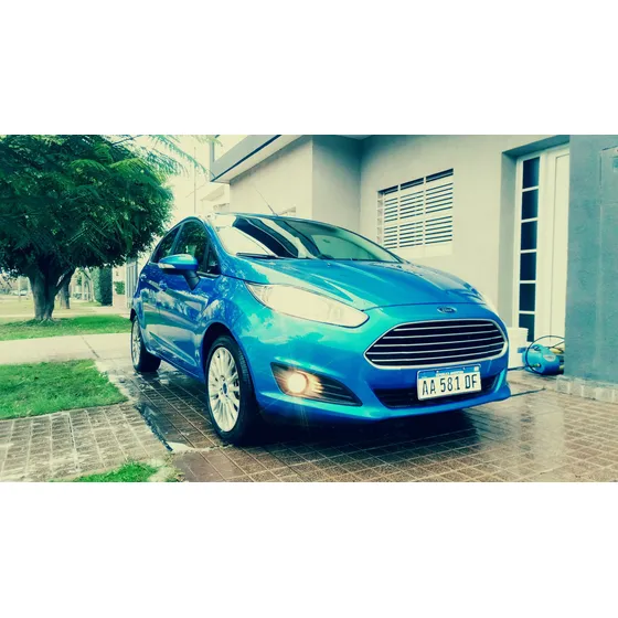 Ford Fiesta Kinetic 1.6 Se 120cv