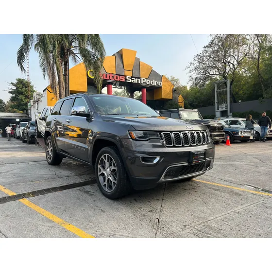 Jeep Grand Cherokee 3.6 Limited Lujo 4x2 At