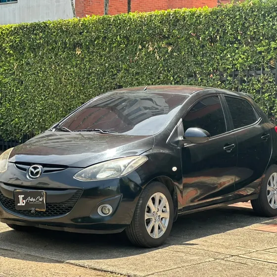 Mazda 2 Sport 2012 Sport