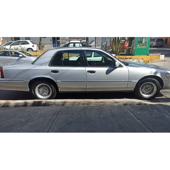 Ford Grand Marquis Ls