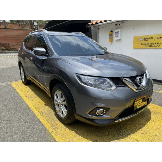 Nissan X-trail 7 Puestos 2.5 Advance 4x2