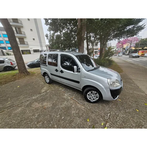 Fiat Doblo Essence 7 Lugares
