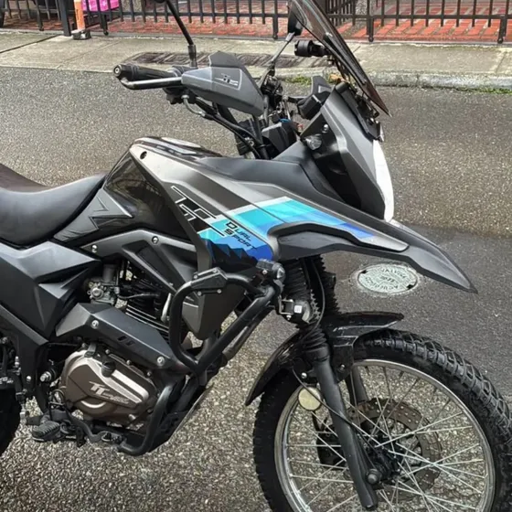 Moto Akt Ds 200 En Perfecto Estado Papeles Al Dia