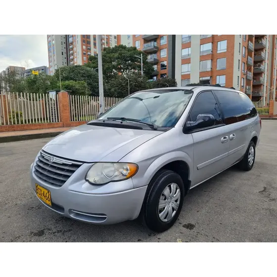 Chrysler Town & Country 2005 3.3cm3 Lx 7puestos Aut Dh