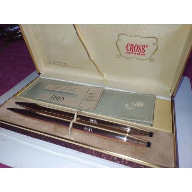 Cross 14kt Gold Filled Pen & Pencil Set. 