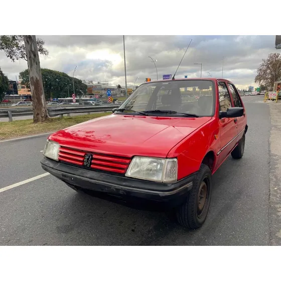Peugeot 205 1.8 Gld Aa