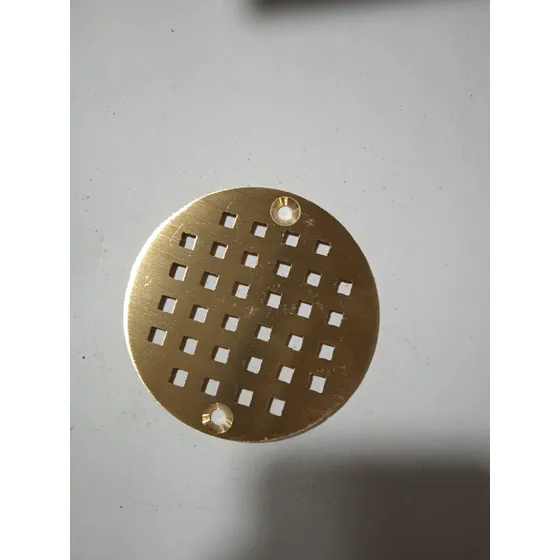 Tapa De Rejilla Para Pisos Anticucaracha 1 1/2  - 2 