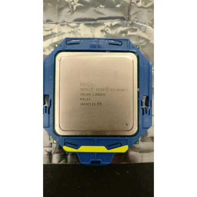 Procesador Server Intel Xeon E5-2630v2 15mb Fclga2011 6 